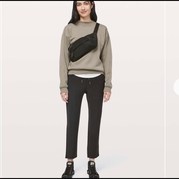 🍋lululemon On the Fly black pant❤️Thin and comfy! - Picture 3 of 16